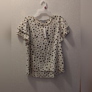 Gilli Leopard Print Flutter Sleeve Blouse